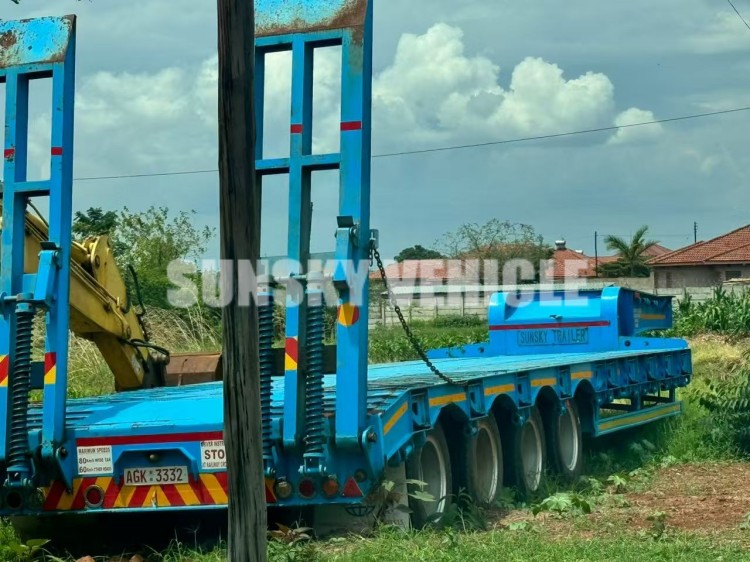 Customer Feedback on 4-Axle Lowbed Trailer