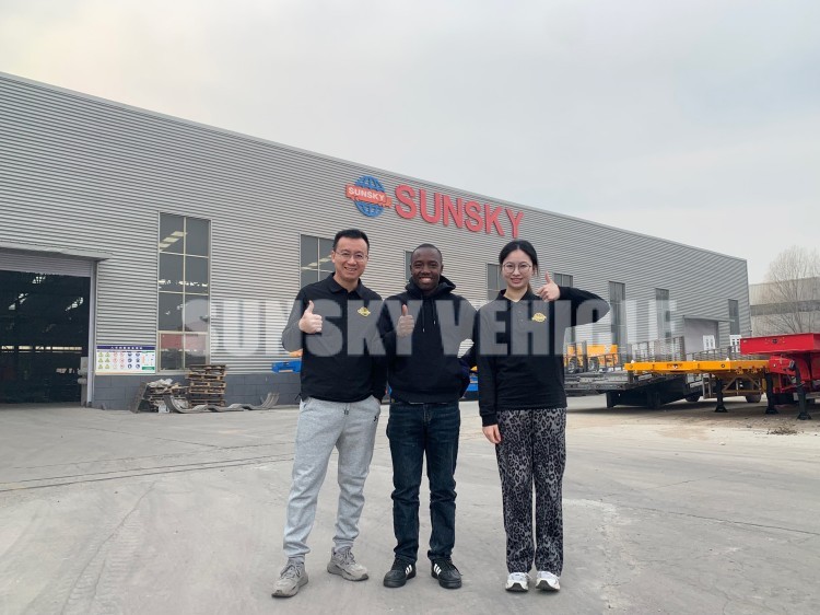 New Zambian Customer Visits SUNSKY Factory